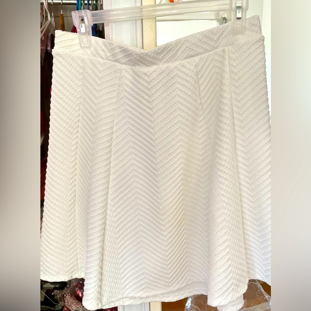 White skirt - size Large, charlotte russe
